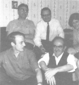 1975 - Rencontre après une action collective menée pour empêcher l'expulsion d'une famille.