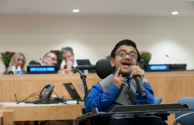 Sparsh Shah, chanteur, compositeur et rappeur (Photo ONU / Kim Haughton)