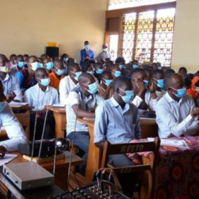 Conférence à Bangui sur la participation des plus pauvres